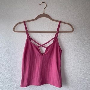 pink tank top